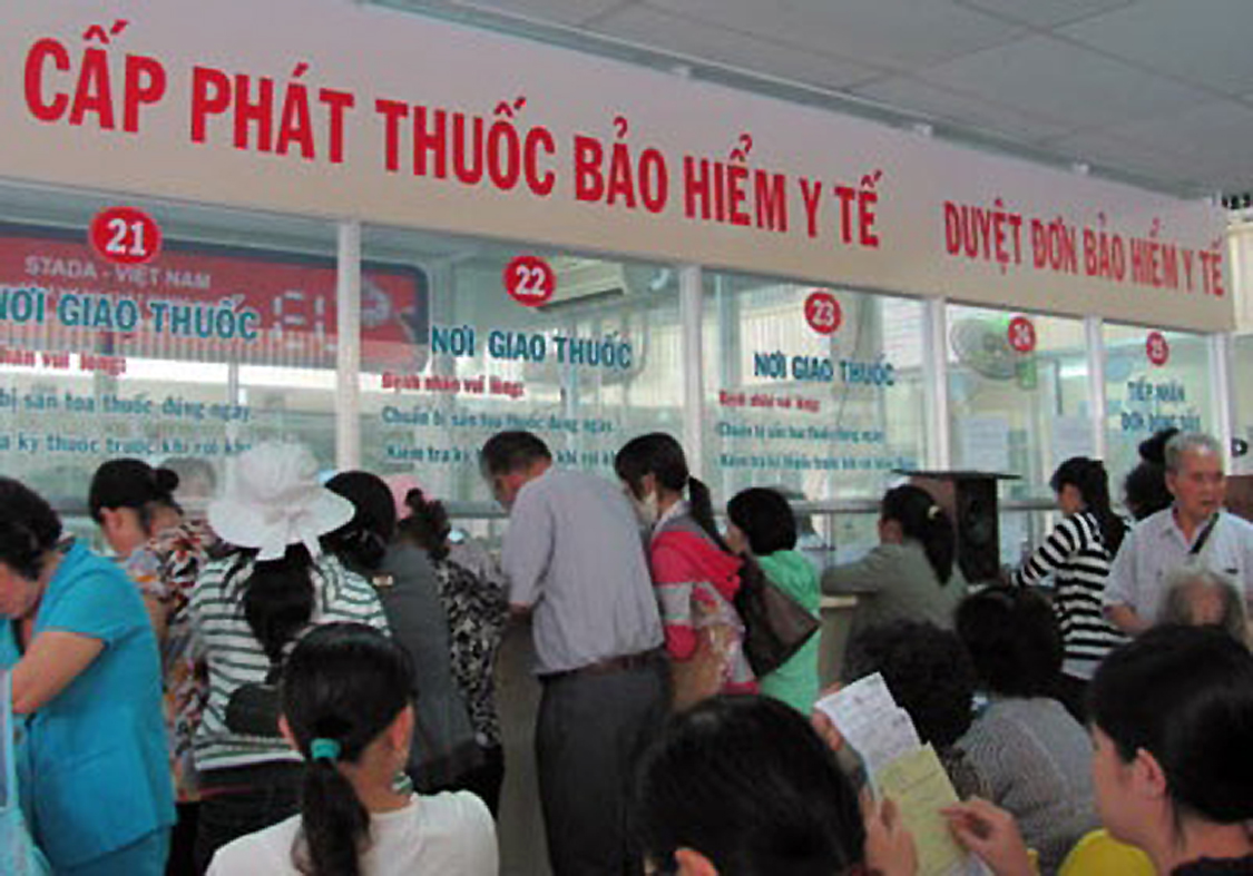 07-cap-phat-thuoc-cho-benh-nhan-bhyt-anh